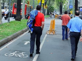Nueva normativa para los ciclistas y peatones en BCN